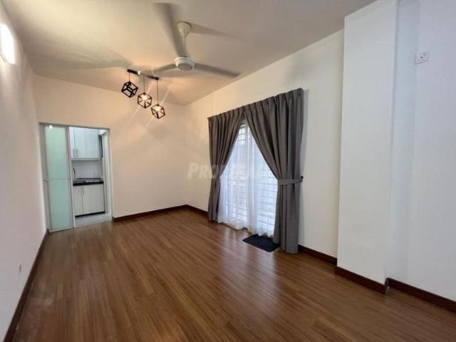Townhouse for rent in Sendayan Village, Negeri Sembilan