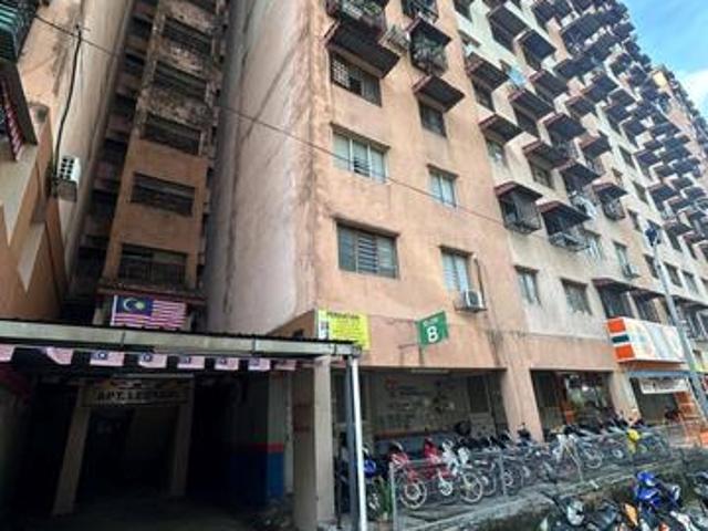 Apartment for sale in Petaling, Damansara Damai