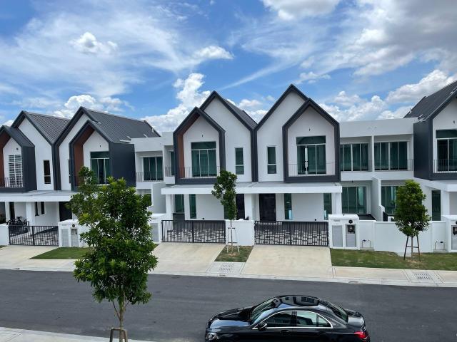 House for rent in Kajang, Langat