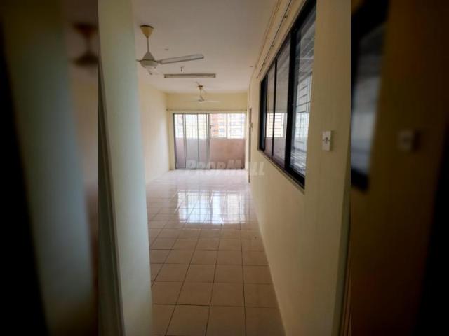 Apartment for rent in Langat, Selangor