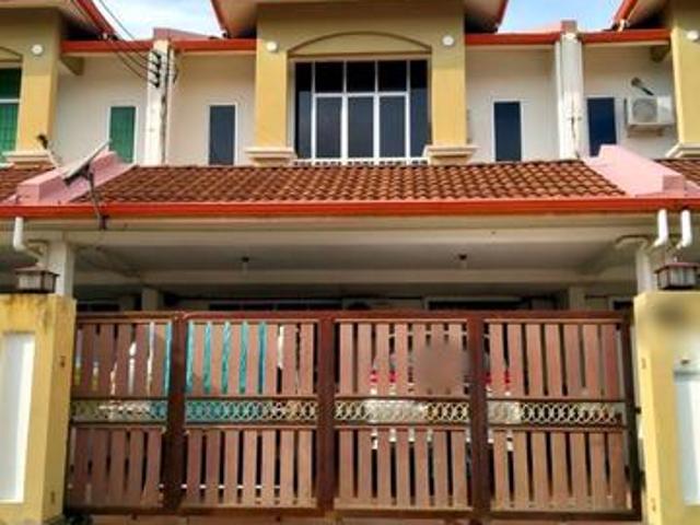 Terraced House for sale in Long Miri, Sarawak