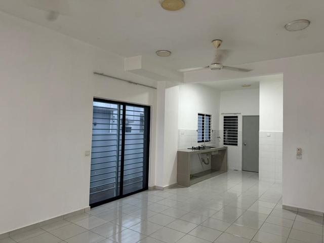 Terraced House for rent in Petaling, Alam Impian