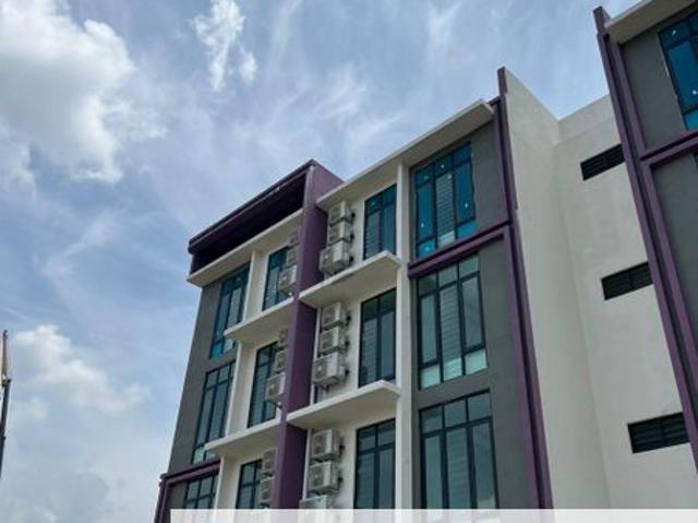 Shop for rent in Tanjong Sepat, Selangor