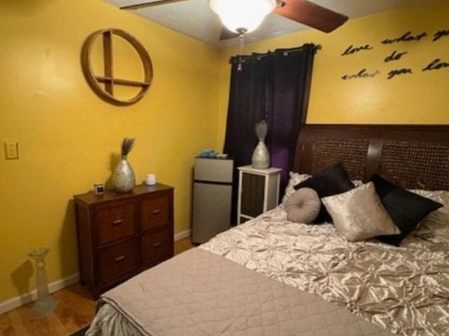 Room for rent in Bloomfield, Essex County