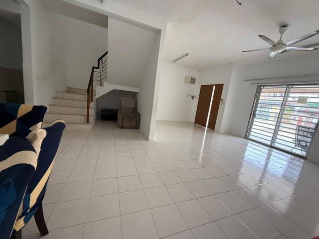Terraced House for rent in Petaling, Alam Impian