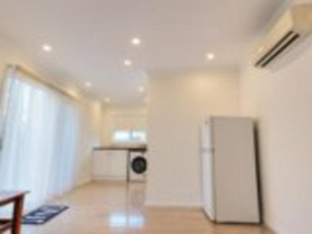 House for rent in Busby, Sydney