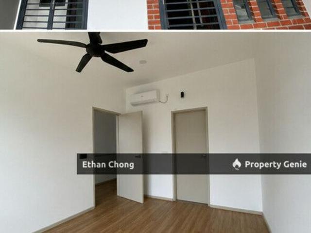 Townhouse for rent in Petaling, Alam Impian