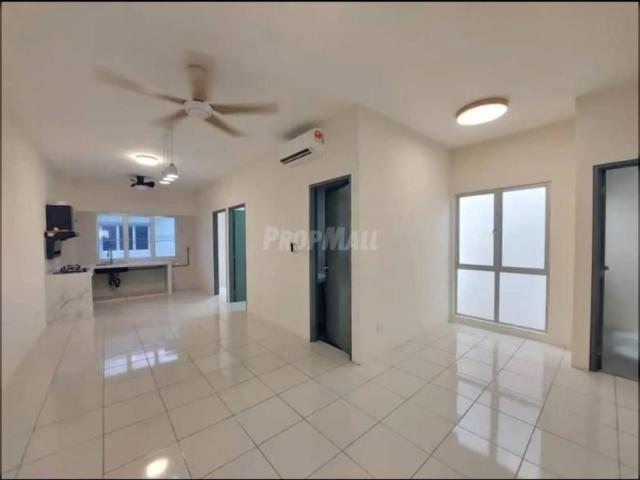Townhouse for rent in Tanjong Sepat, Selangor