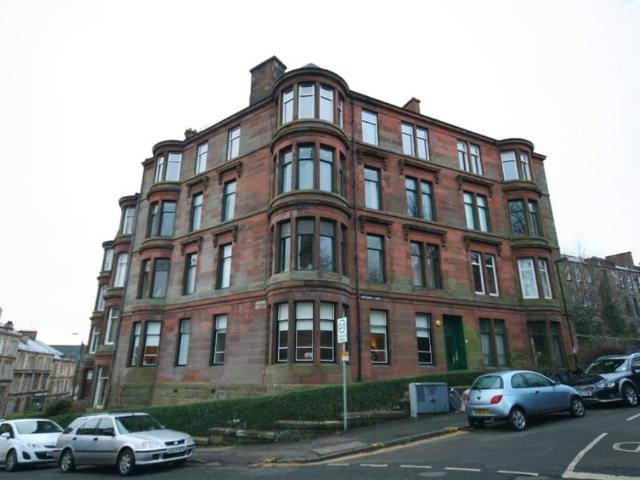 Apartment for rent in Dowanhill, Scotland
