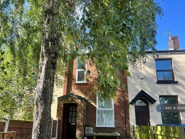 House for rent in Sudden, Burnedge