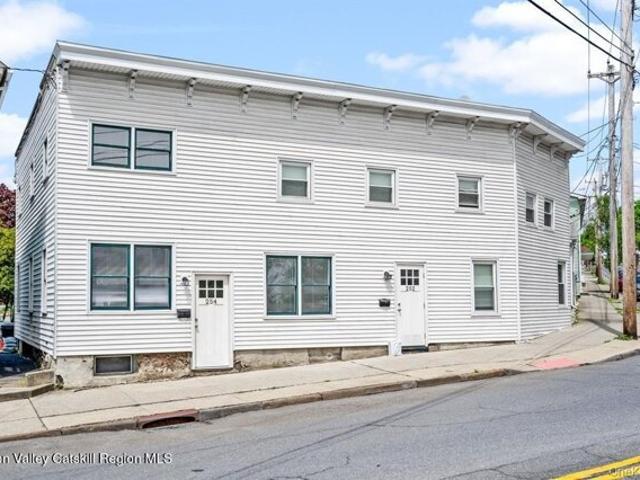 House for sale in Bloomington, New York