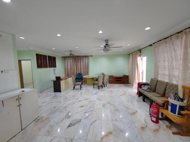 Bungalow for rent in Sendayan Village, Negeri Sembilan