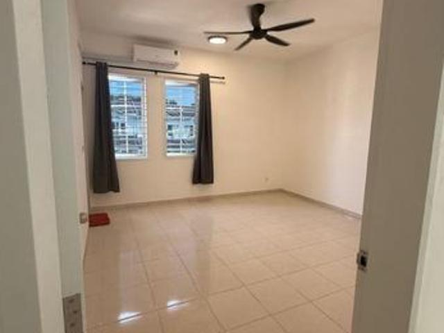 Terraced House for rent in Tanjong Sepat, Selangor