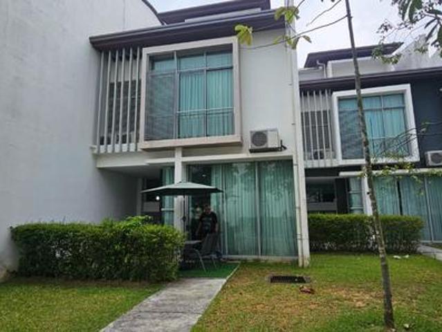 Terraced House for sale in Tanjong Sepat, Selangor