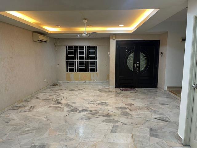 Terraced House for rent in Country Heights Damansara, Kuala Lumpur