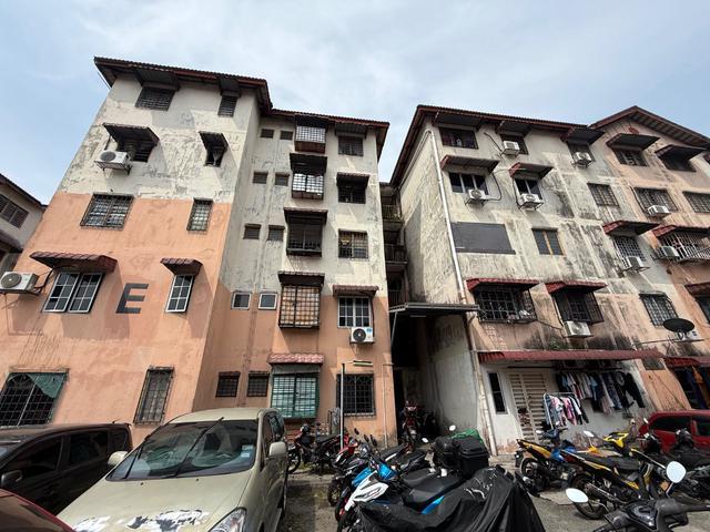Apartment for sale in Petaling, Damansara Damai