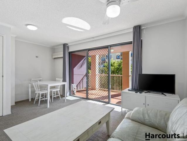 Apartment for rent in Toombul, Queensland