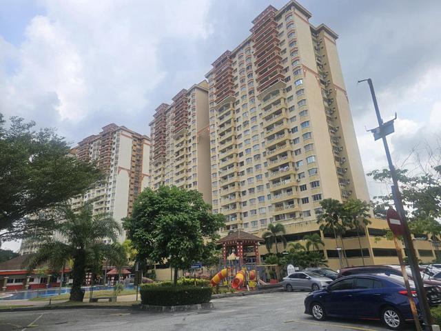 Condominium for sale in Petaling, Subang Jaya