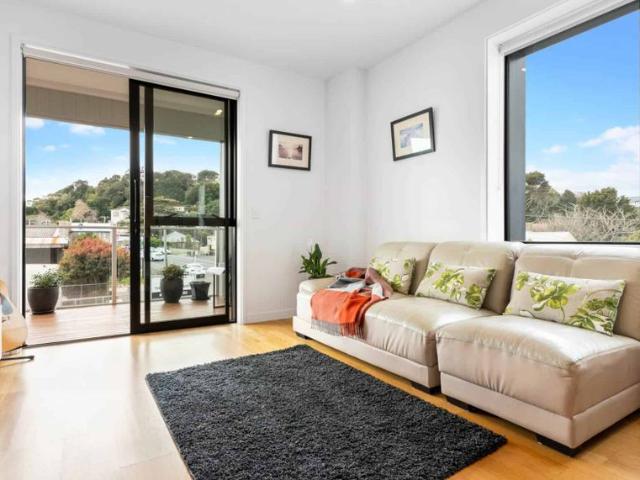 Apartment for rent in Three Kings, Oroua County