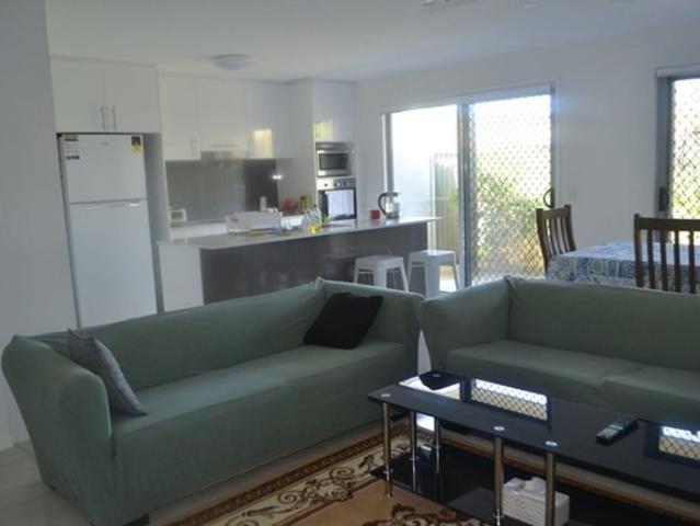 Townhouse for rent in Fernbrook, Queensland