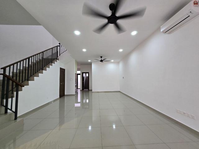 Terraced House for rent in Tanjong Sepat, Selangor