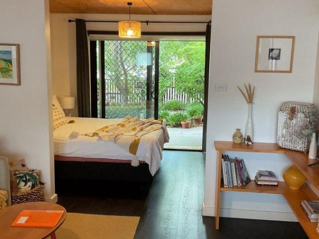 Apartment for rent in Selbourbne Villas, Hobart