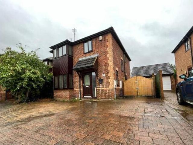 House for sale in Northampton, Northamptonshire