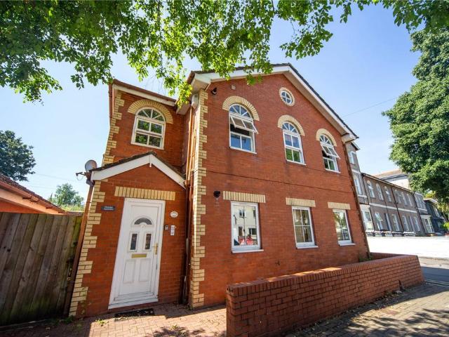 Apartment for rent in Plasnewydd, Falcon Lodge