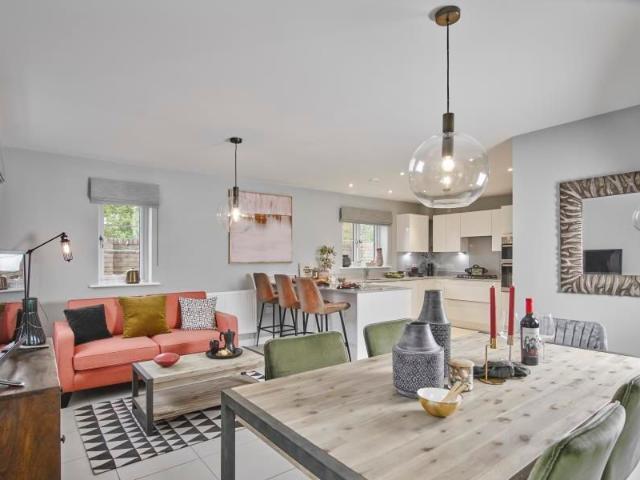 House for rent in Chertsey Halt, Runnymede
