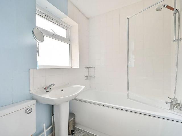House for rent in Hampton, Greater London