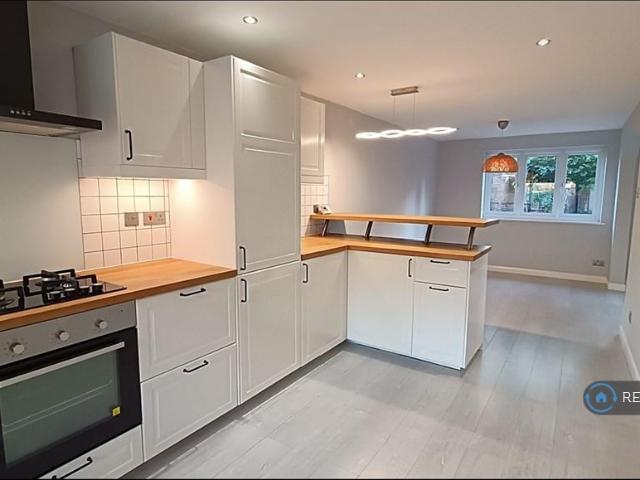 House for rent in Knightwood Park, Test Valley