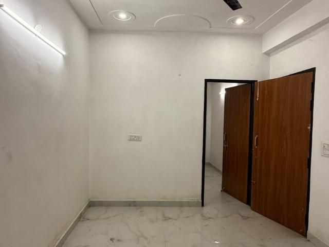 Property for rent in Deri