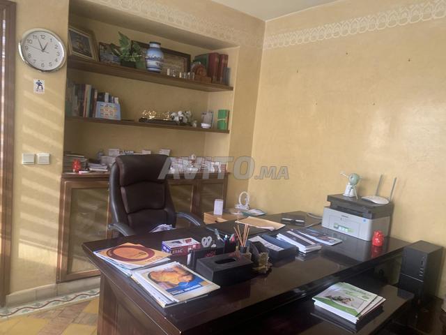 Bureau vente à Anfa, Gharb-Chrarda-Beni Hssen