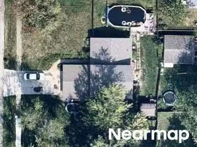 House for sale in Elyria