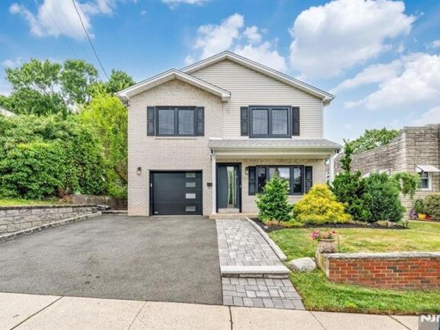 House for sale in Hasbrouck Heights