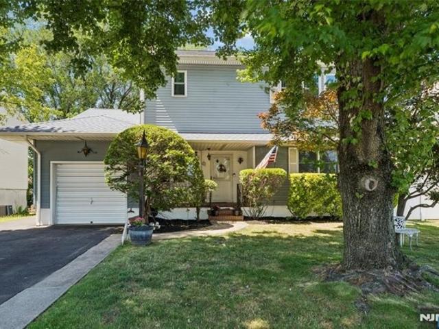 House for sale in Hasbrouck Heights, New Jersey
