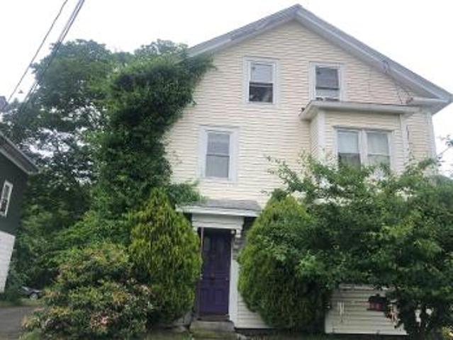 House for sale in Pascoag