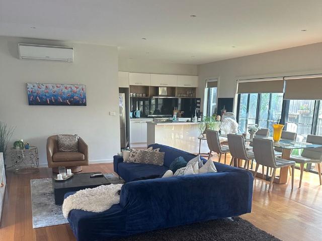 Room for rent in Camerons Creek, Victoria