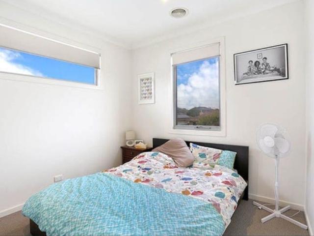 Room for rent in Camerons Creek, Victoria