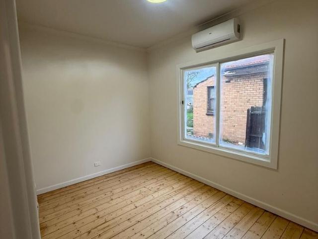 Room for rent in Camerons Creek, Victoria