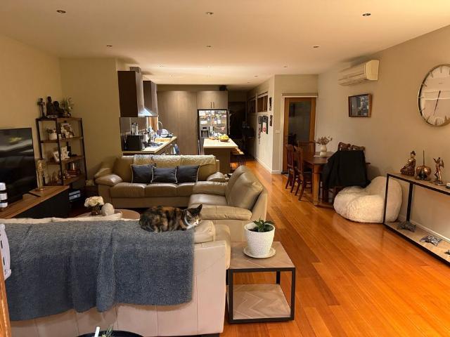 Room for rent in Camerons Creek, Victoria