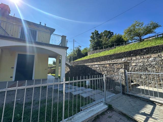 Appartamento in affitto a Varese Ligure, Liguria