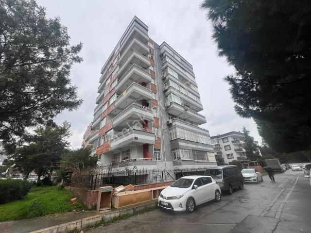 Gaziemir, İzmir içerisinde satılık mülk