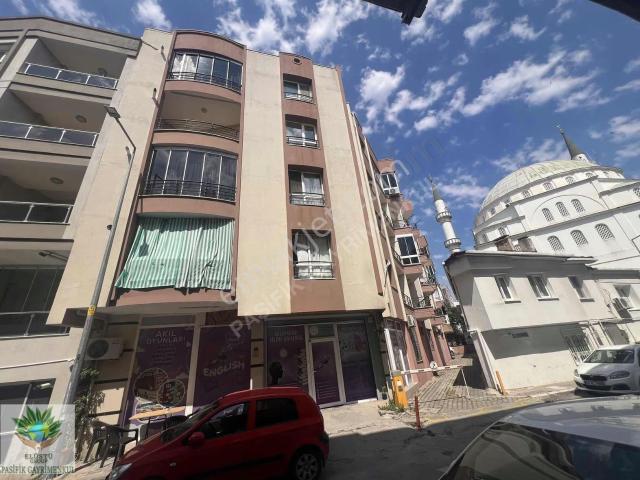 Gaziemir, İzmir içerisinde kiralık mülk