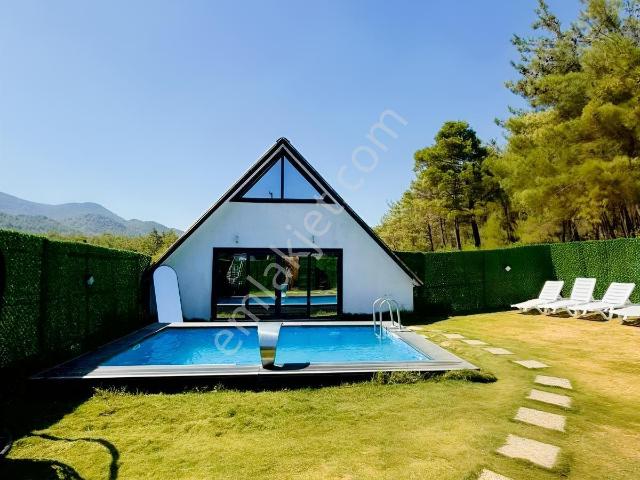 Menderes, İzmir içerisinde kiralık Villa