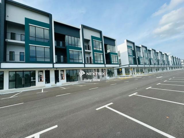Warehouse for rent in Johor