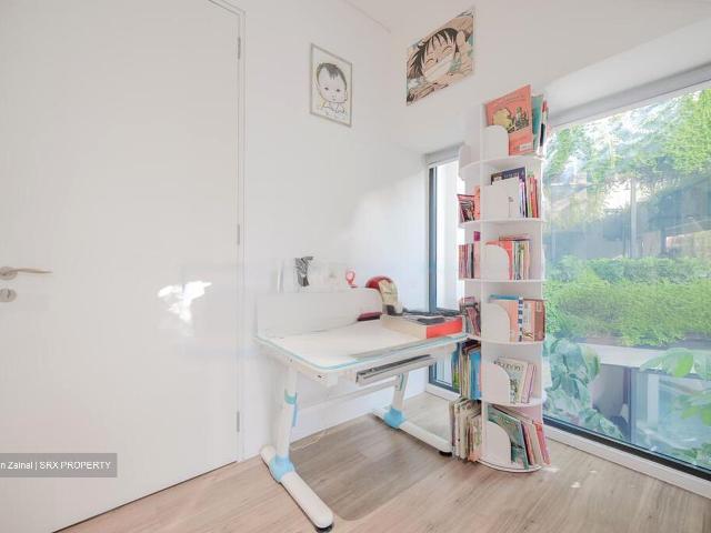 Apartment for sale in Clementi, 21 Central West