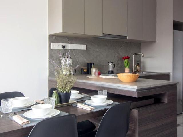 Apartment for sale in 19 North East, Hougang