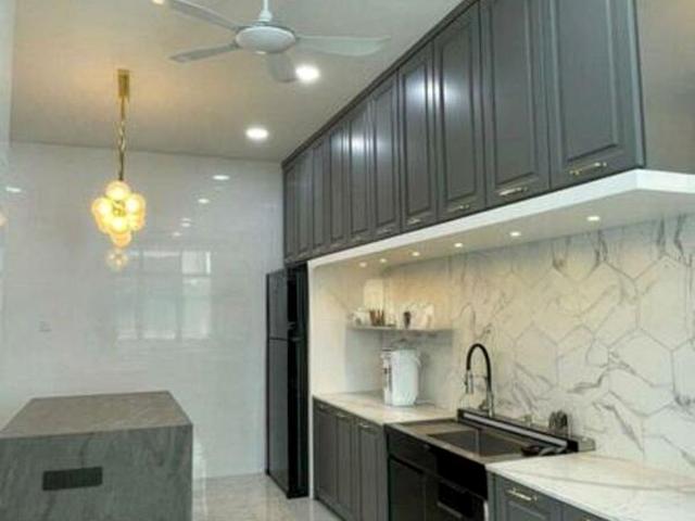 Apartment for sale in 19 North East, Hougang