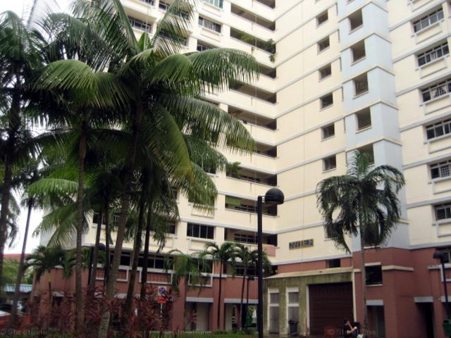 HDB House for sale in Pasir Ris
